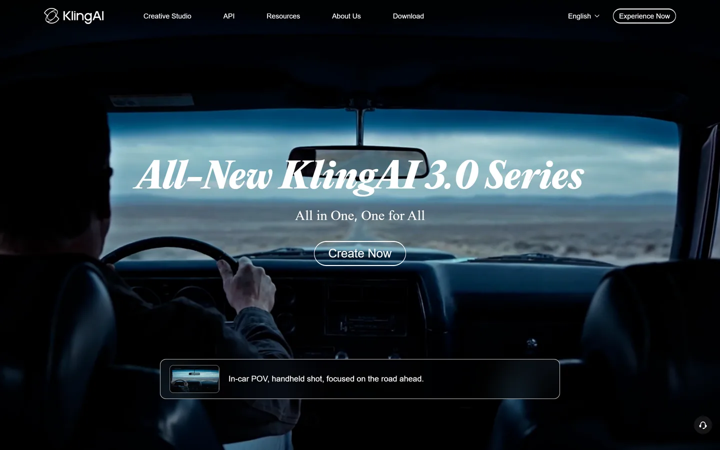 De Kling AI website met de tekst-naar-video-interface en voorbeelden van gegenereerde clips